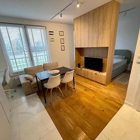 Time&House Pileckiego Przy Centrum Onkologi I Klinice Novum Apartament Na Wylacznosc Pokoj,Sypialnia,Lozko, Lazienka,Kuchnia Apartment วอร์ซอ ภายนอก รูปภาพ