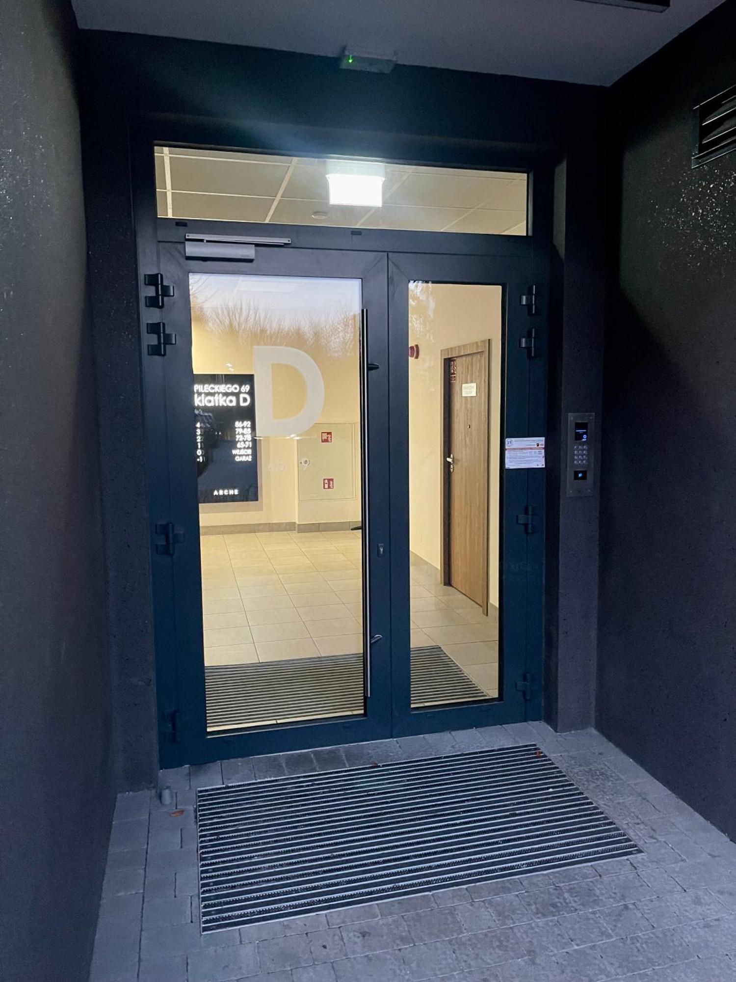 Time&House Pileckiego Przy Centrum Onkologi I Klinice Novum Apartament Na Wylacznosc Pokoj,Sypialnia,Lozko, Lazienka,Kuchnia Apartment วอร์ซอ ภายนอก รูปภาพ